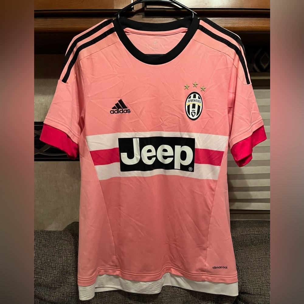Authentic Juventus 2015/16 Away Pink Jersey
